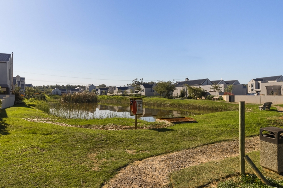3 Bedroom Property for Sale in Aan de Wijnlanden Western Cape